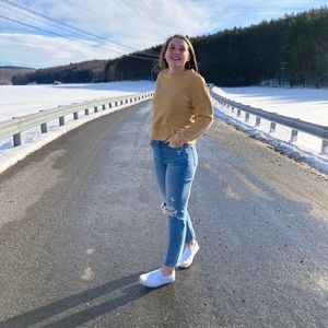 Meet your Posher, Kylee